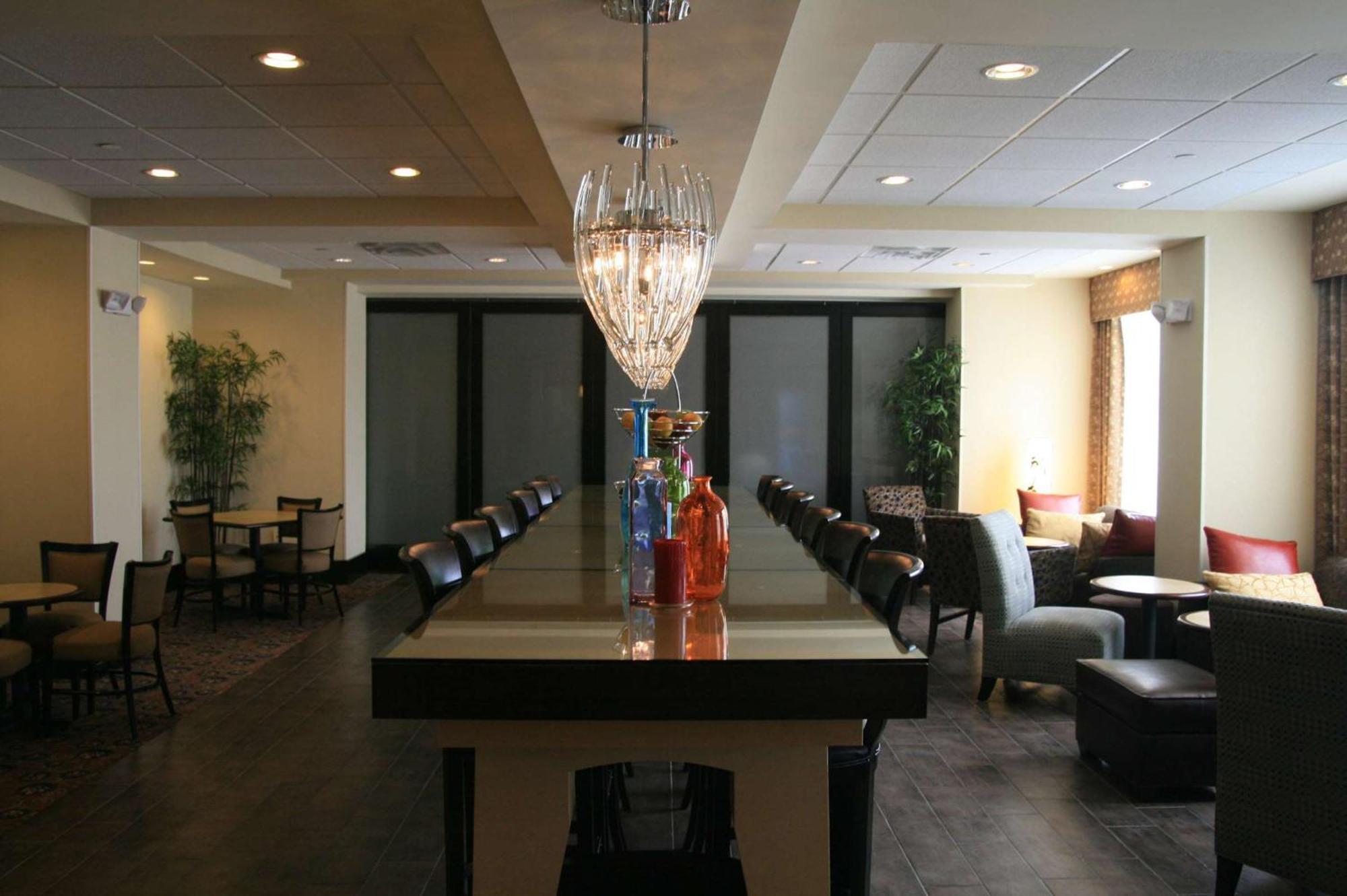 Hampton Inn Orange Buitenkant foto